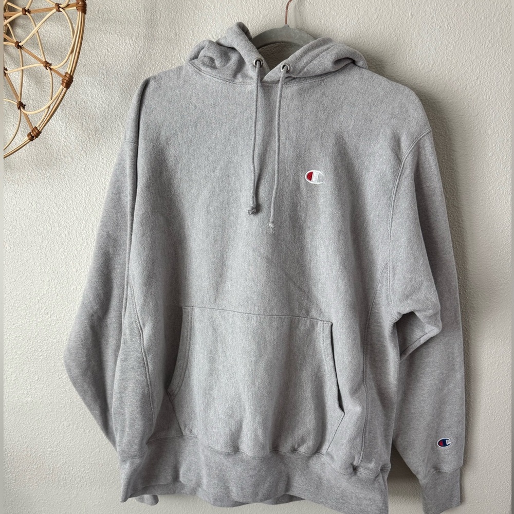 Vtg. Champion Reverse Weave Gray Hoodie. Size L